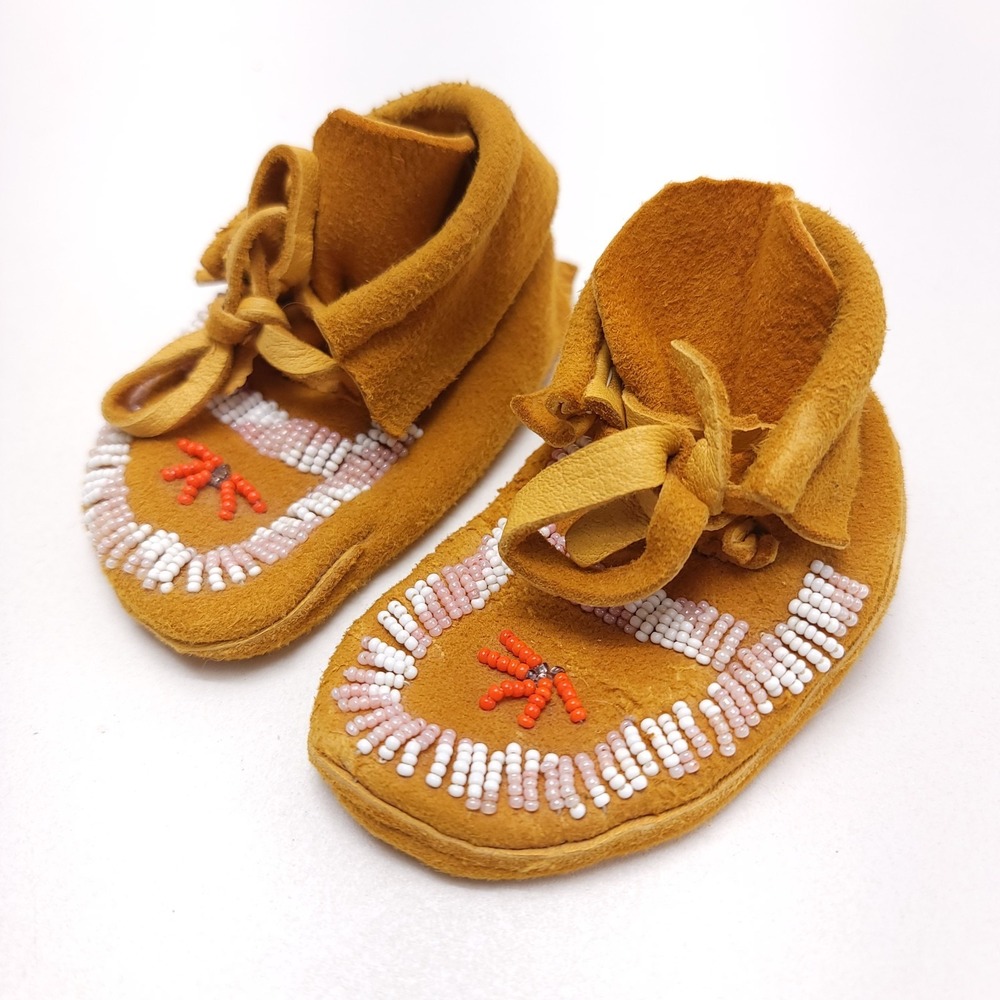 Vintage Baby Moccasins Beaded Leather Native‎ American Indian Tribal 4"